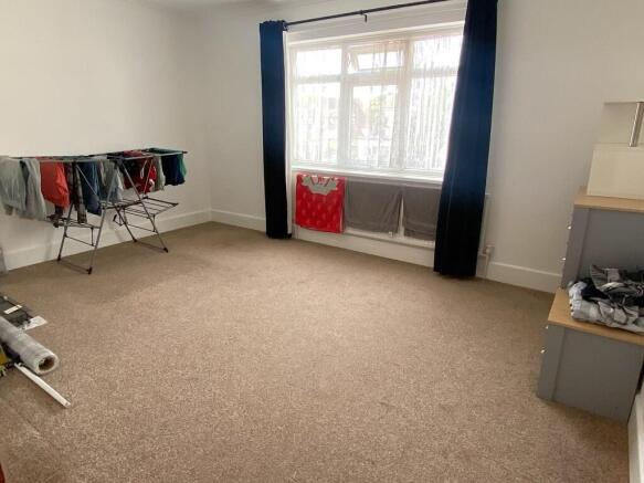 Victoria Road, Clacton-on-Sea - View 4