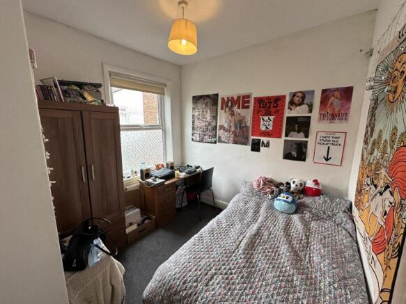 Bedroom2