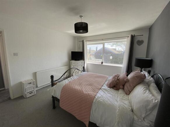 Master Bedroom...jpg