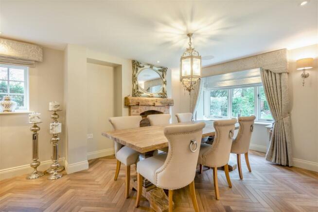 8571523-interior24.jpg
