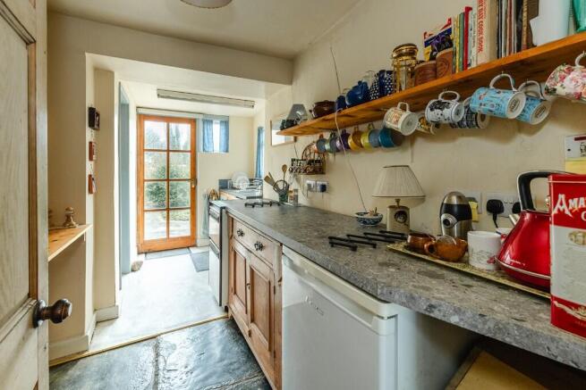 4 bed Terraced for sale Image 4