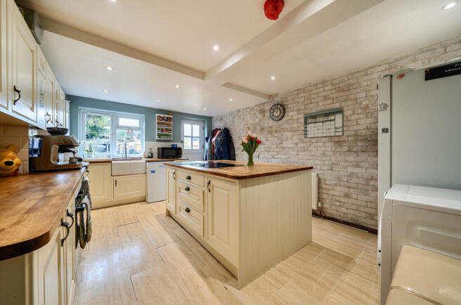 1417221-11-6995c2...