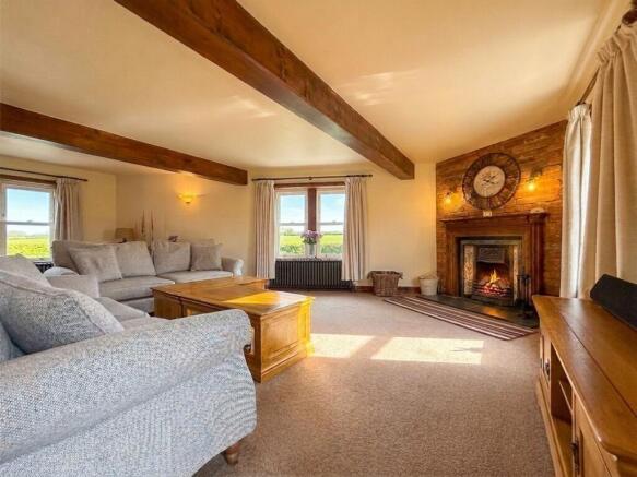 3 bed House for sale Image 11