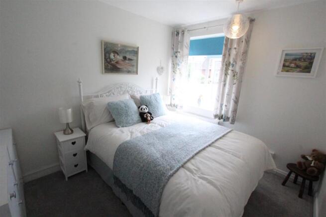 Bedroom 3/Study