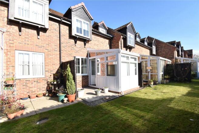 2 bed Retirement Property for sale Image 12