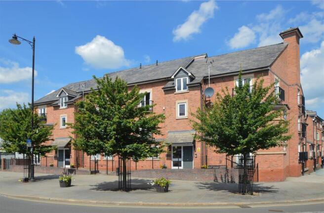 Chester Street 5a - front shot 3.jpg