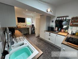 12, Brynhyfryd Street, Ynys-wen, Treorchy CF42 6DT