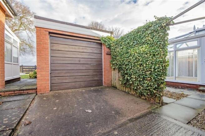 DETACHED GARAGE