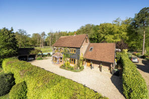 The Beeches, Rosehall Green, Rickmansworth WD3 4PB