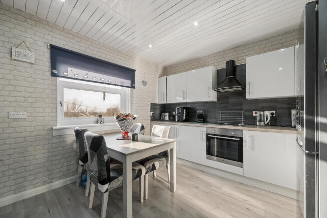 Kitchen/ Dining Area