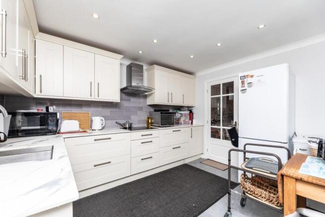 3 bed Detached for sale Image 6