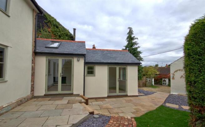 garden-house-for-sal