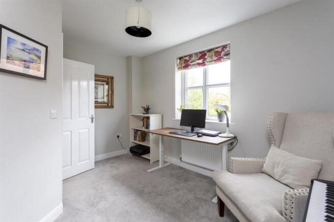 3 bed Town House for sale Image 12