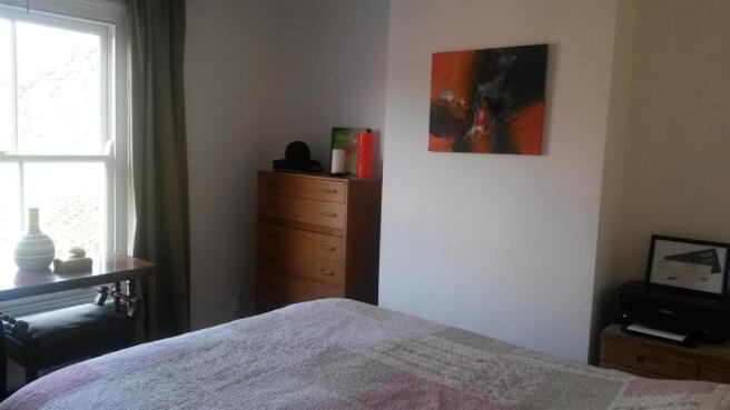 MasterBedroom2.jpg