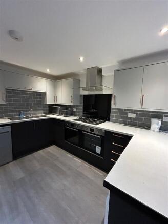 WhatsApp Image 2026-02-06 at 14.03.18 2.jpeg