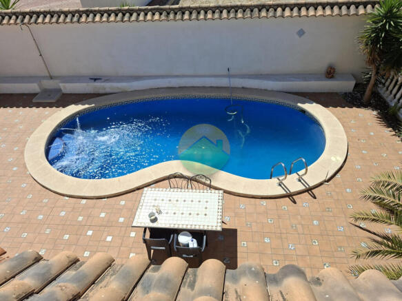 4 Bedroom Detached For Sale-NEB645-3