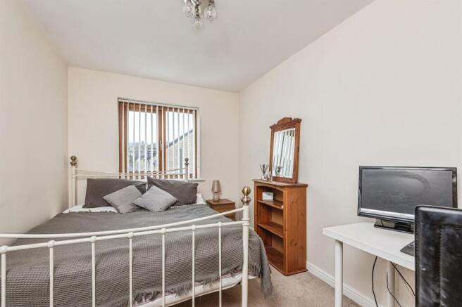 3 bed Detached for sale Image 11