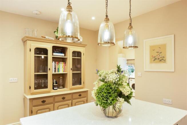 Kitchen3.jpg