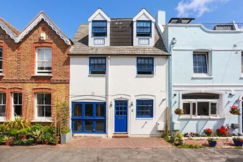 Royal Crescent Mews, Brighton, BN2