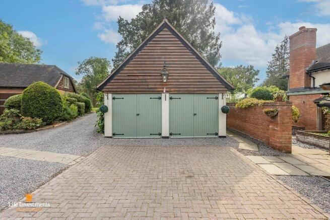 Garage and Annexe
