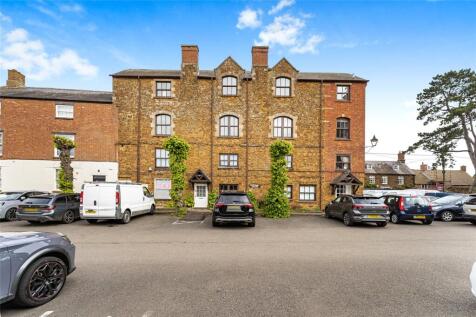 The Bullring, Deddington, Oxfordshire, OX15