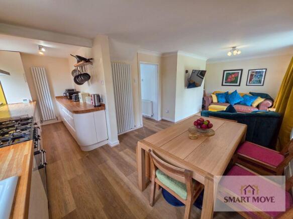 Open Plan Kitchen & Family Room