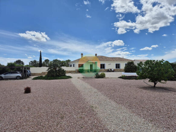 4 Bedroom Detached For Sale-CARA06-2