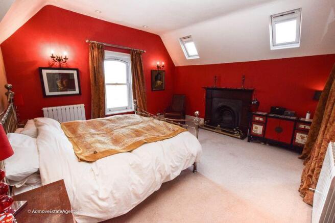 2 Brook Road