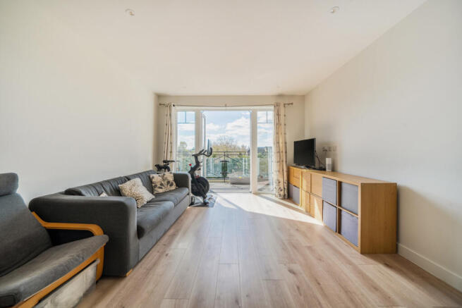 1438740-10-69ceae...