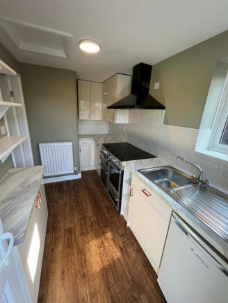REFITTED KITCHEN