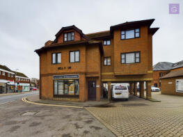 10, Bell Court, Wargrave Road, Reading RG10 9YA