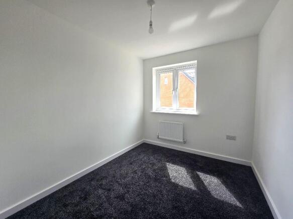 Brookfields Place, Holbrooks - Bedroom 3.jpg