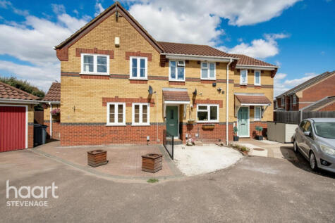 Augustus Gate, Stevenage