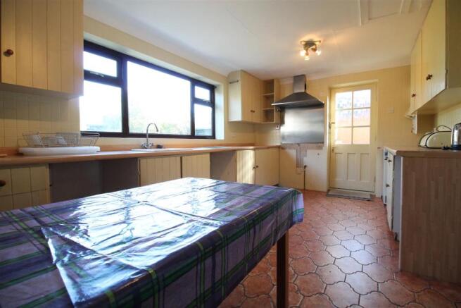 Dining/Kitchen