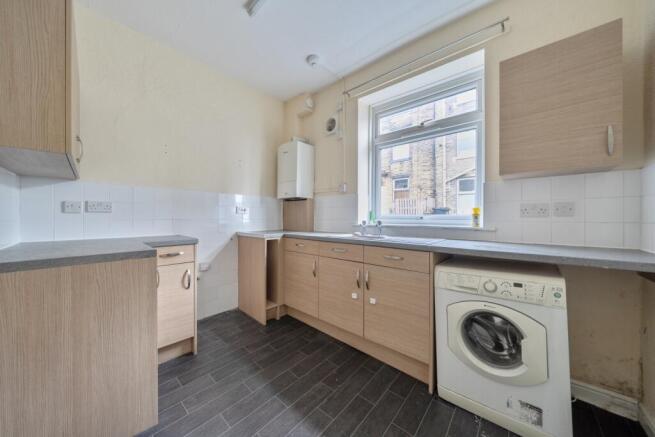 1397566-16-6964eb4312bde