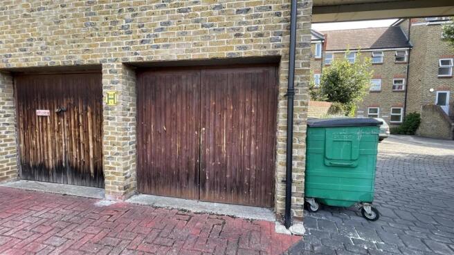 Garage: