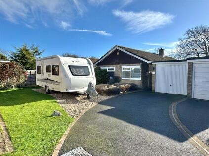 Harts Way, Everton, Lymington, Hampshire, SO41