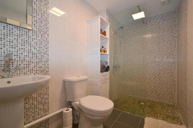 shower.JPG