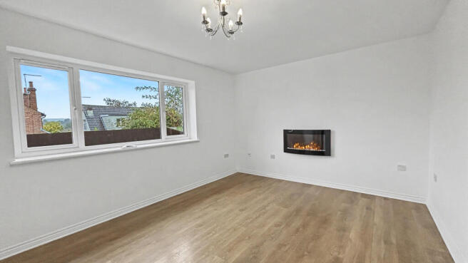 Hainault Close, Colchester, Essex photo 3