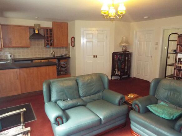 Lounge Pic1