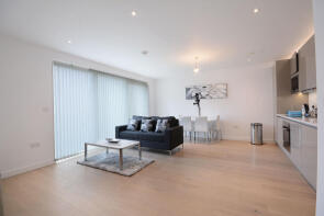 404, Tyler Court, New Paragon Walk, London SE17 1AX