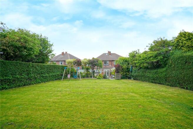 3 bed Semi-Detached for sale Image 4