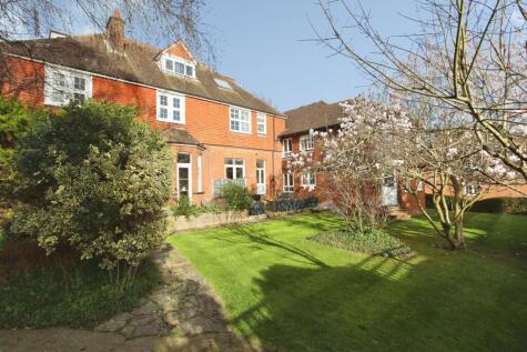 London Road, Tonbridge, Kent, TN10