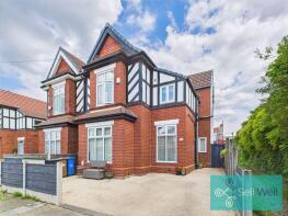 11, Bishop Road, Salford M6 8PX
