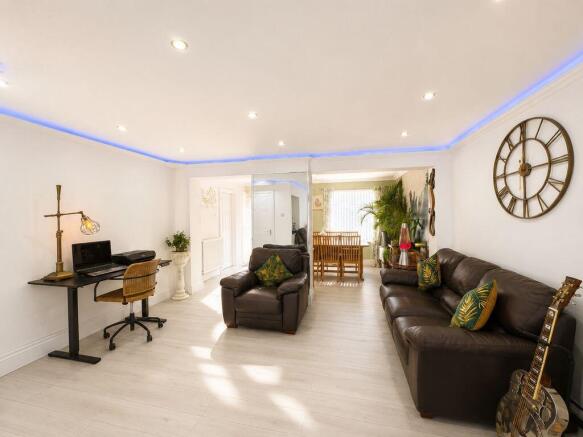 Knight Road, Burntwood, WS7 1PX photo 4