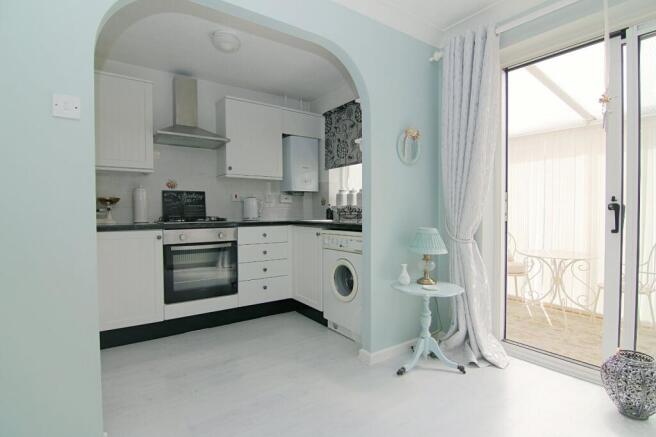 2 bed Terraced for sale Image 4