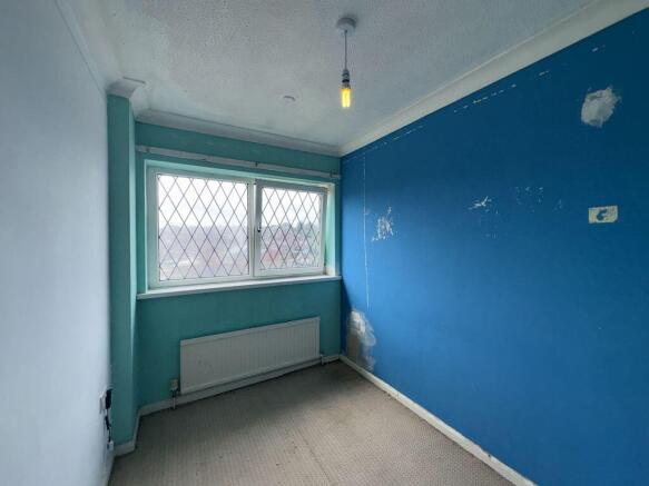 4 bed Semi-Detached for sale Image 11