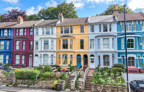 St. Helens Road, Hastings