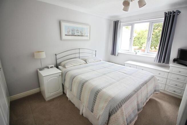3 bed Detached for sale Image 11