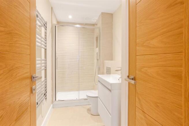 1469541018 - 4 Bluebird House, High Steet, KT1710.